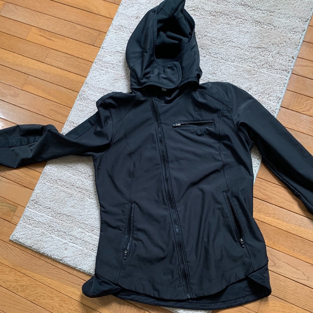 Lululemon Keep It Up Jacket